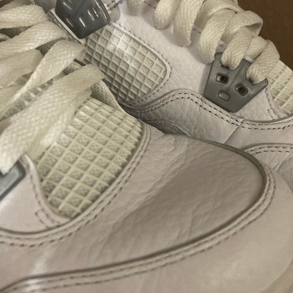 SOLD Jordan Pure Money 5 youth - Picture 8 of 13